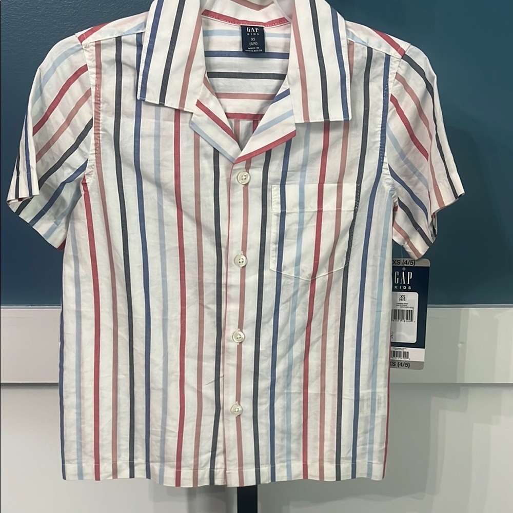 GAP Red and Blue Striped Button Down Shirt with Camp Collar